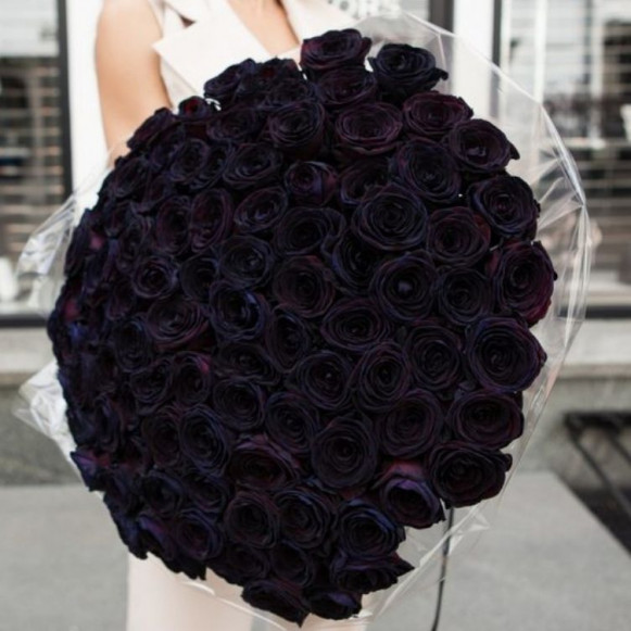 Большой букет 101 черная роза с упаковкой