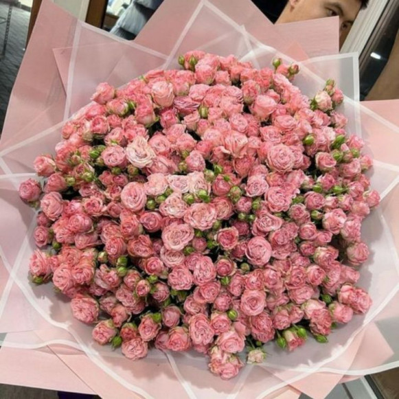 Букет 101 розовая пионовидная кустовая роза в Москве