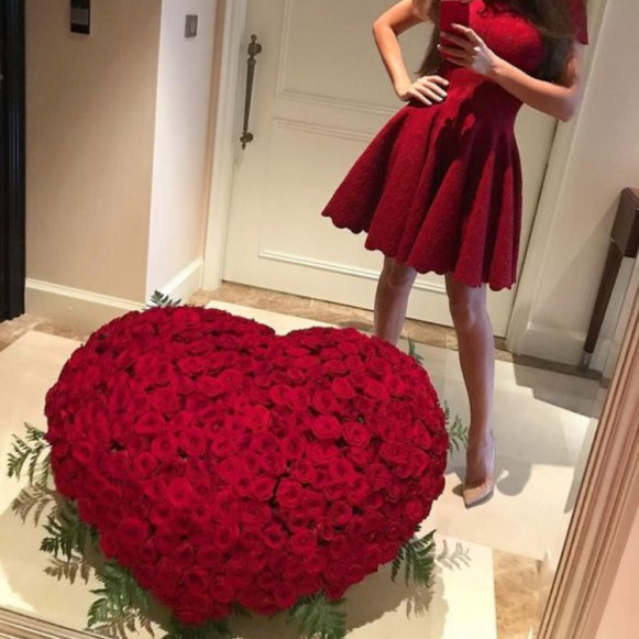 251 красная роза сердце Москва