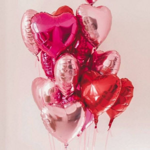 15 розовых шаров в форме сердца