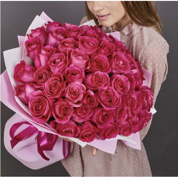 Букет 31 розовая роза Пинк Флоит с упаковкой