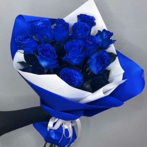 Букет 11 синих роз с двойной упаковкой