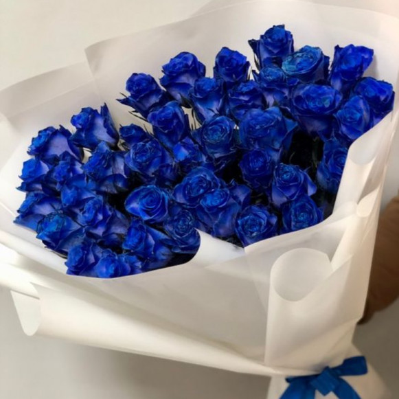 Букет 35 синих роз с упаковкой Москва